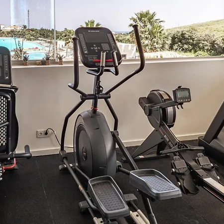 Apartamento Alcazaba Lagoon Διαμέρισμα Εστεπόνα